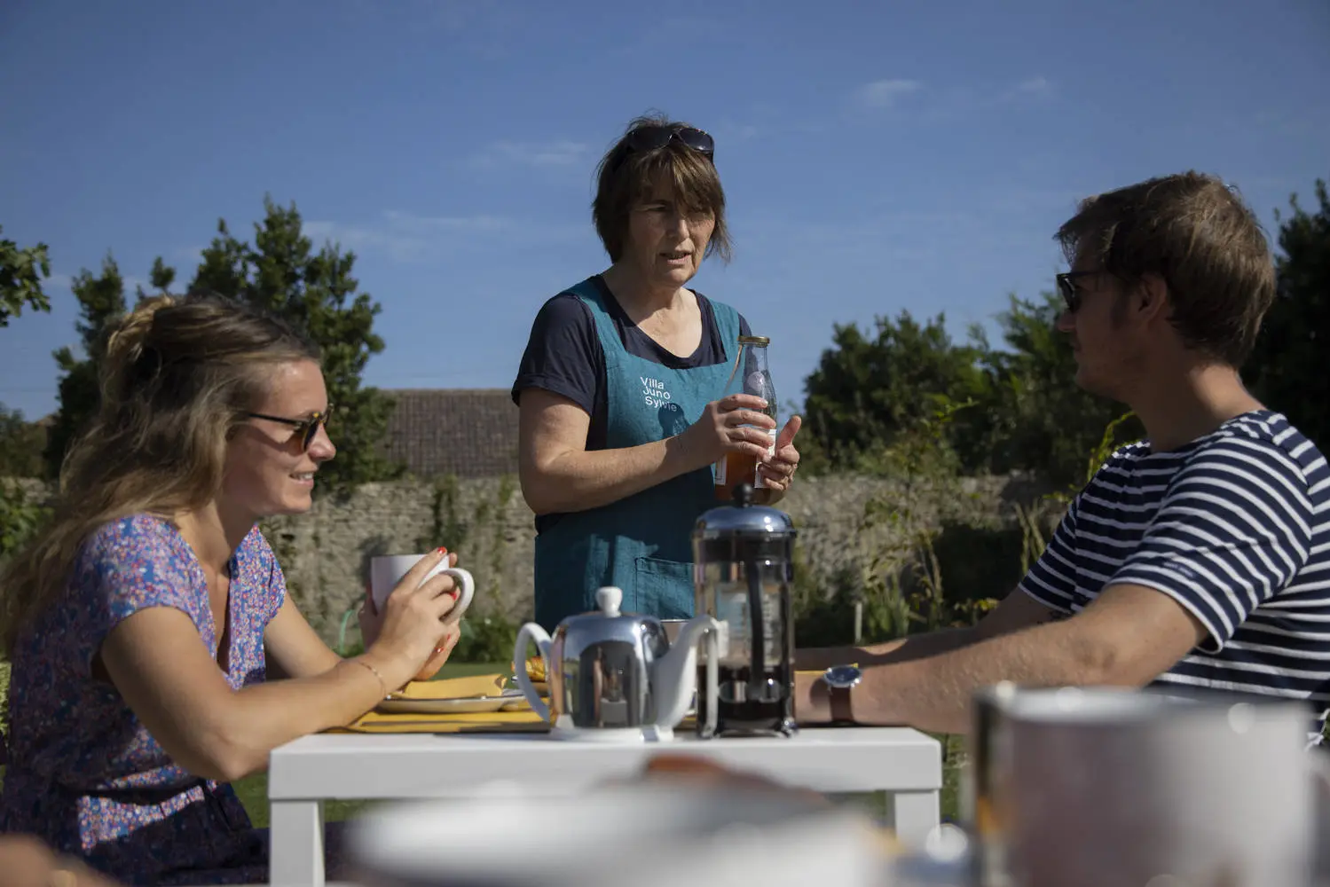 Villa Juno - Petit-déjeuner au jardin